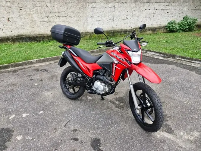 Vendo Honda NXR 160 Bros ESDD 2023, cor vermelha, extremamente conservada, toda original