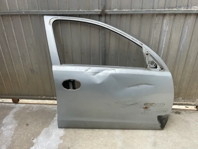 Porta GM Corsa/Montana Lado DIREITO
