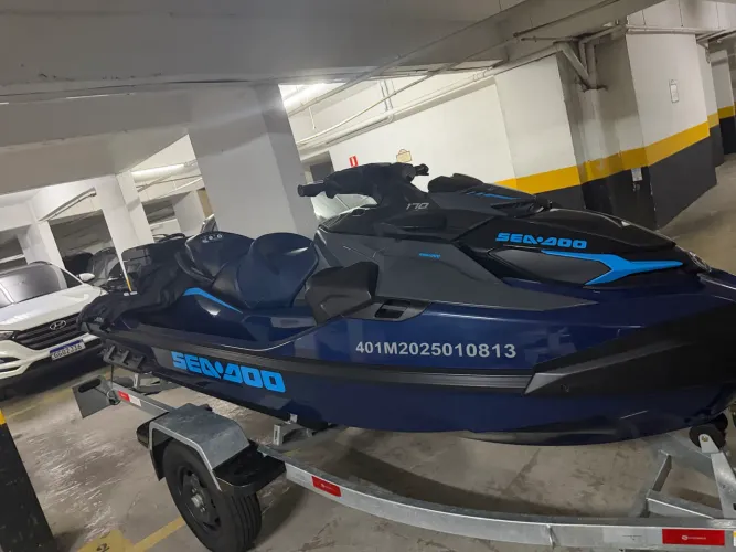 Jet Ski Sea Doo 2025 GTX 60 horas + Carretinha + Acessórios