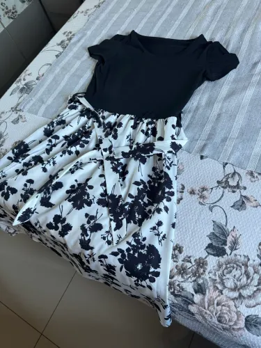 VESTIDO PRETO