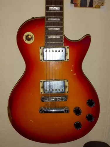 Guitarra vogga Les paul 399$ funcionando perfeitamente
