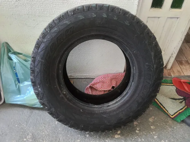 Par de Pneus 235/75/15 para S10 e BLAZER 