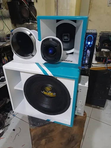 Som trio completa na promoção