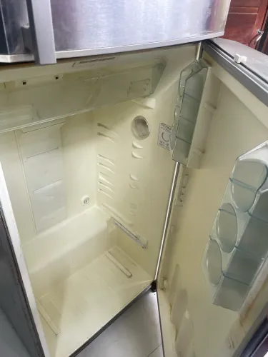 Geladeira com defeito