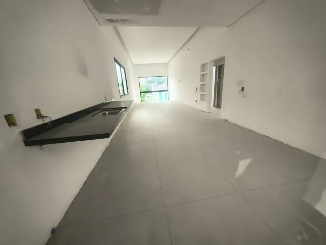 Excelente Casa Isolada TÉRREA piscina privativa 3 suites 4 vagas Condomínio Reserva Vale V