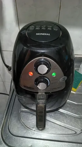 Vendo panela Air frier mondial 