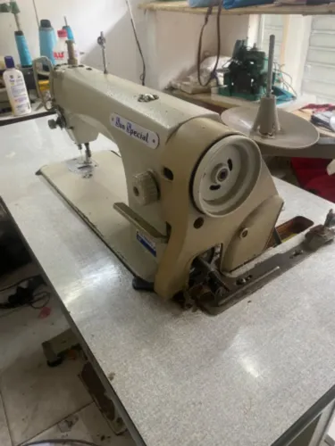 Máquina de costura industrial reta Sun Special
