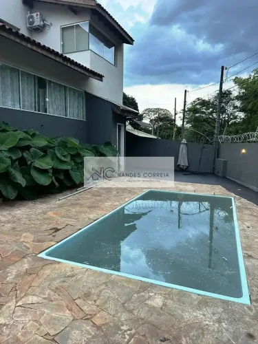 Seu Novo Lar no Jardim Coliseu - Casa com 3 Dormitórios, 1 Suíte e Piscina