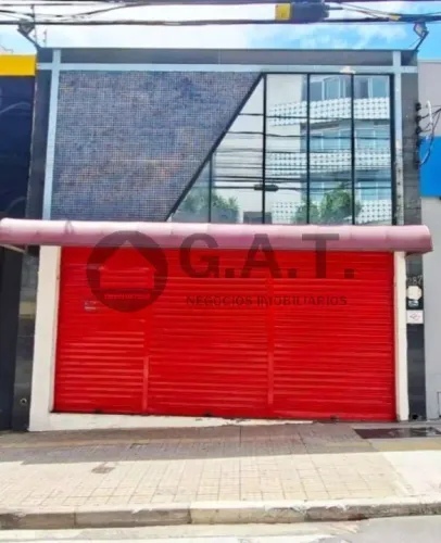 Salão Comercial no Centro de Sorocaba-SP: 3 Salas, 2 Banheiros, 220m² de Área