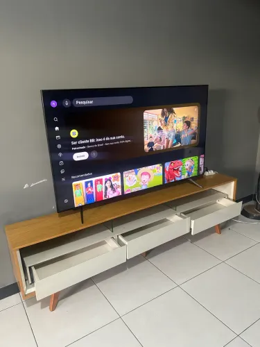 Oportunidade!!! Tv Samsung 55 polegadas 2.100 já vai com o raker de brinde!!