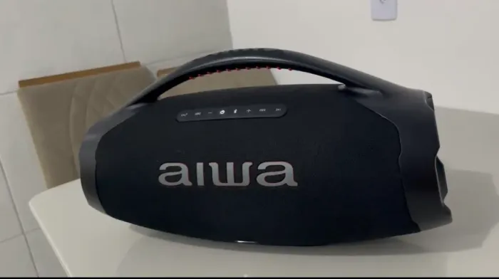 Caixa AIWA BOM BOX