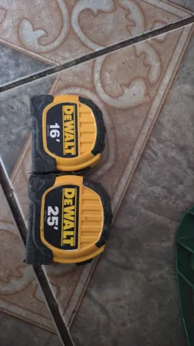 VENDO KIT 2 TRENAS DEWALT 