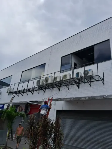 PLATAFORMA DE FERRO