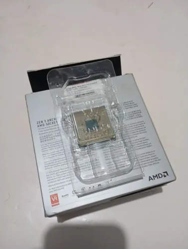 Processador Ryzen 3 3200G (Apenas o processador)