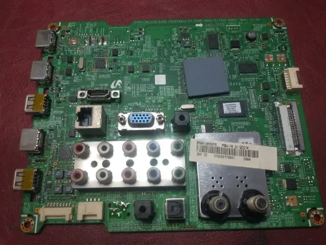 Placa Principal Samsung LN32D550K7G BN91-06595X