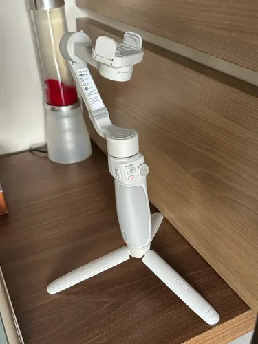Gimbal Estabilizador Zhiyun Smooth Q4