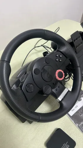 Volante Logitech Driverforce GT + Crosshair Reasnow