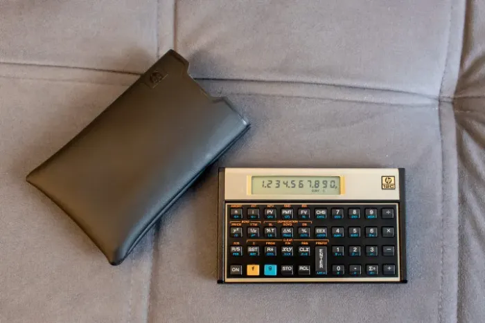 Calculadora Financeira HP 12c Gold Original F2230A - Fabricado nas Filipinas