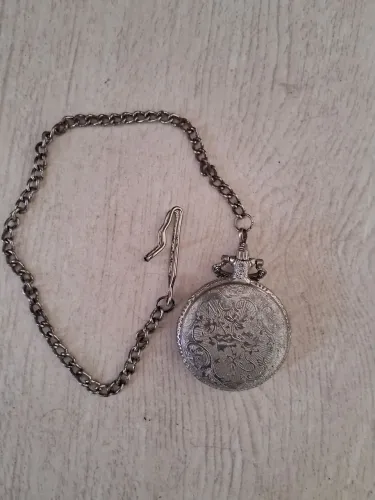 Relógio de bolso antigo Retrô