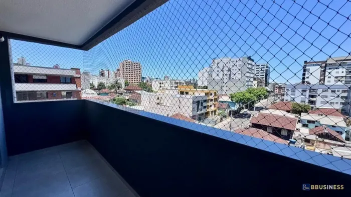 Apartamento à venda com 2 dormitórios, sendo 1 suíte, 2 vagas, Centro, Caxias do Sul, RS
