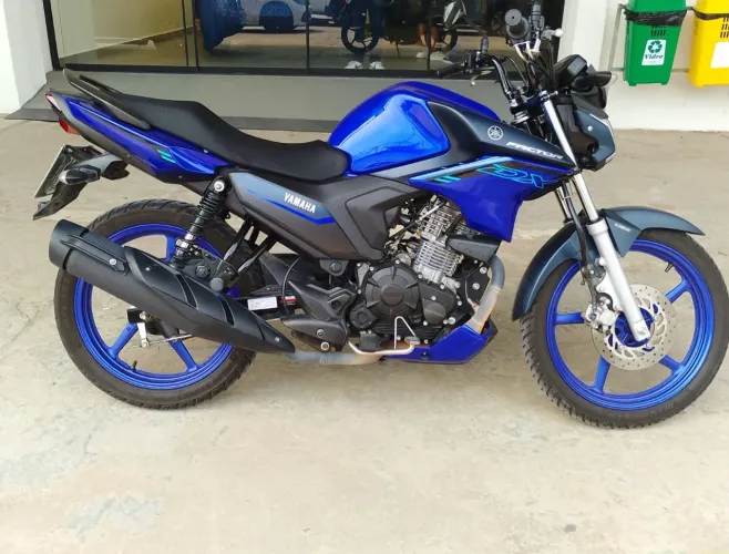  Nova Yamaha Factor dx 2025 - LEIAAAA - Apenas 9600km