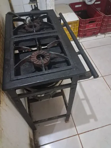 Fogão duas bocas grandes a gás (ideal para lanchonetes e restaurantes)