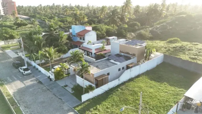 CASA DE CONDOMÍNIO COM ENERGIA SOLAR