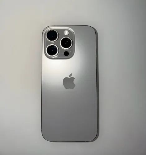 iPhone 16 pro 128 GB