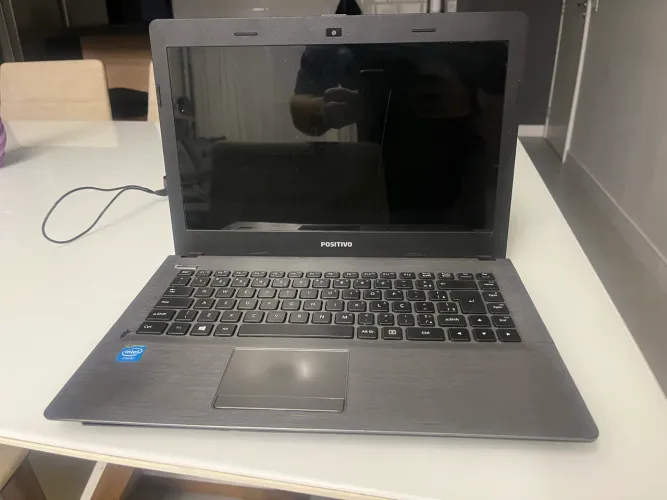 Notebook positivo 