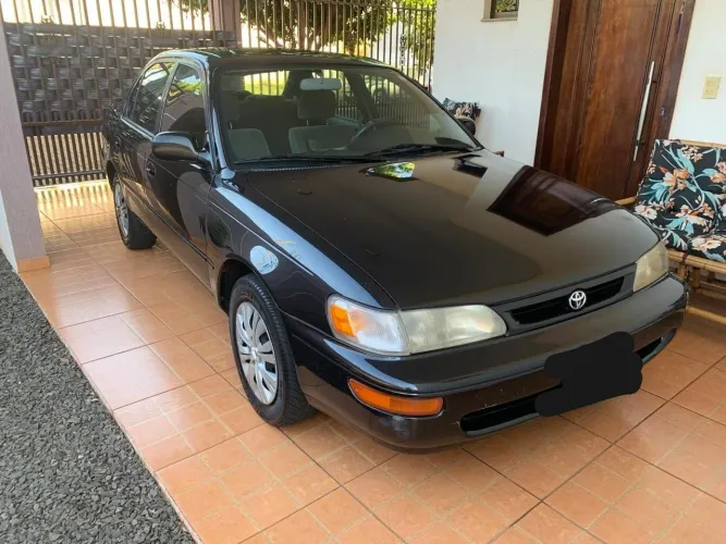 Toyota Corolla LE 1.8 1996