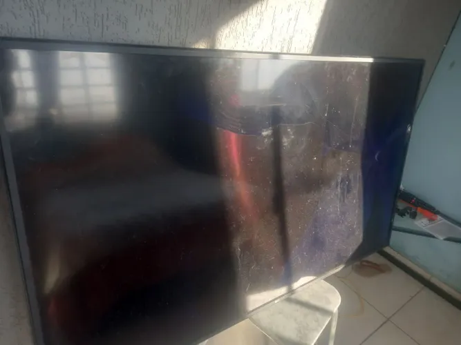 Tv 60 lg para uso das pecas