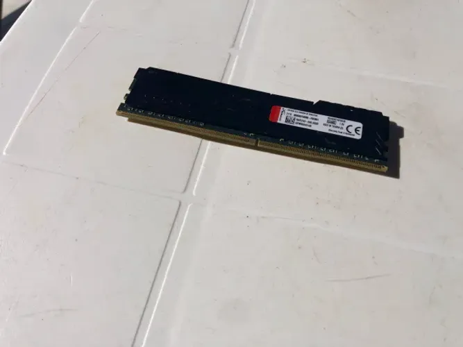 Memória RAM Kingston 8GB DDR4 2666MHz CL16 - USADA (HX426C16FB3/8)