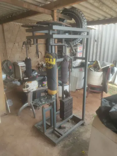 Máquina de malhar com 80 kg*(( baratoo))
