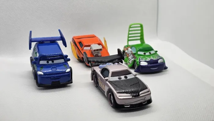 Carrinhos Disney Carros 1:55 - Venda do Lote Completo ou Unidade 