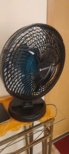 Ventilador Cadence 220w rotativo 3 velocidades