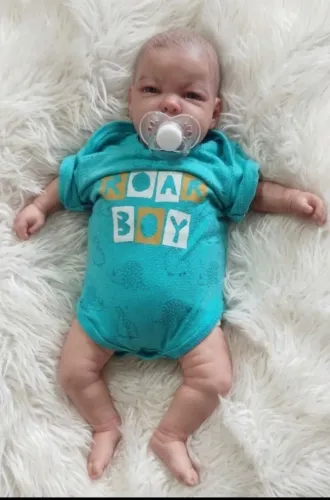 Boneco tipo Reborn