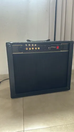 Amplificador Guitarra BORNE VORAX 2100 100w