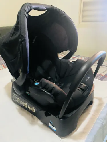 Carrinho de Bebê com Base e Bebê Conforto Safety 1st - Travel System Mobi 0 a 15kg