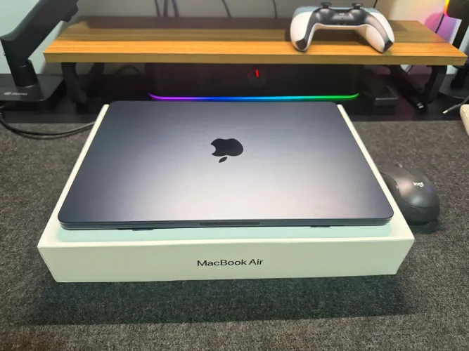 MacBook Air M5 + acessórios