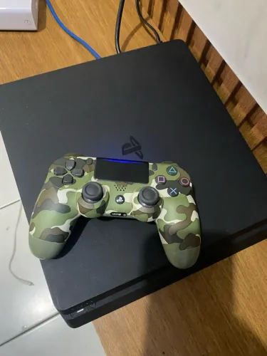 Playstation 4 slim 500gb com gold hen 13.52