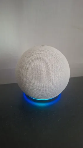 Alexa 4° Geração Cor Branca