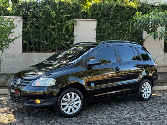 Volkswagen Spacefox Route 1.6 MI T.flex 5P 2010