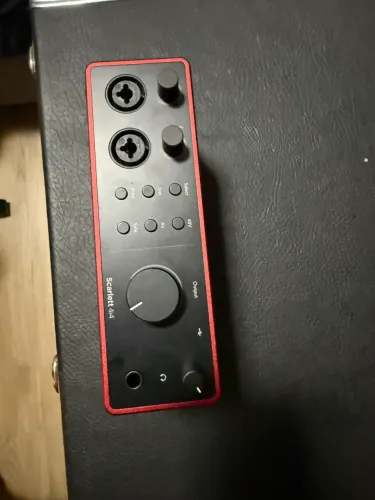 Interface scarlett 4i4 4 geração