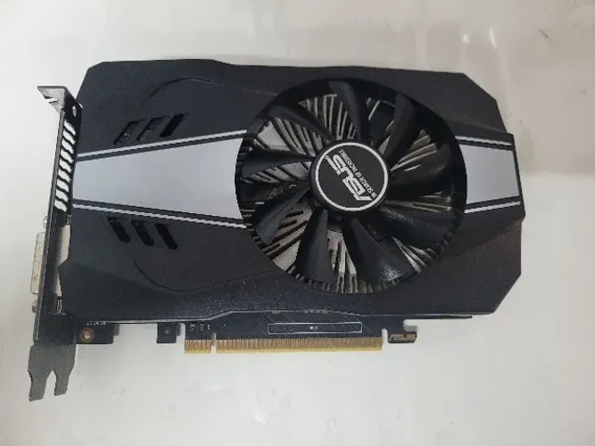 Placa de video GTX 1060 3GB Asus