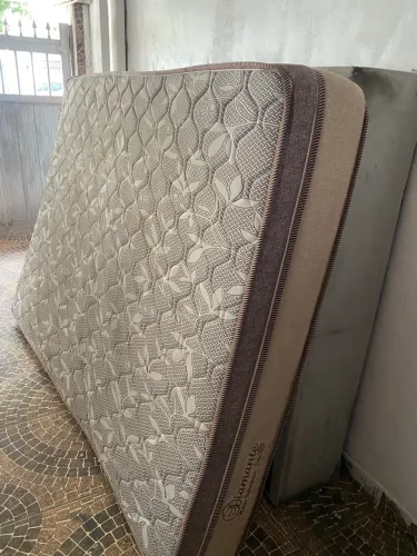 Cama box