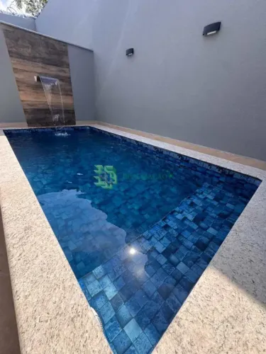 COM PISCINA, MONGAGUÁ