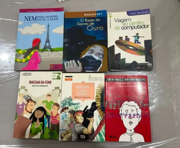 Kit com 6 Livros em Ótimo Estado