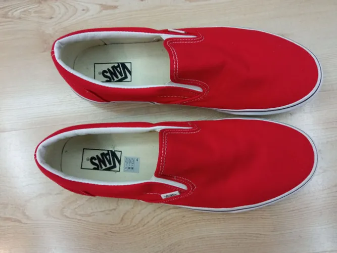 Tênis Vans slip on 12 US 44 BRA