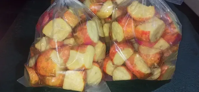 Caju congelado em pedaços & Derivados.