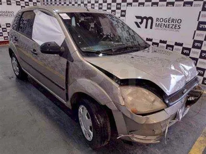 sucata peça Ford Fiesta 1.0 2006